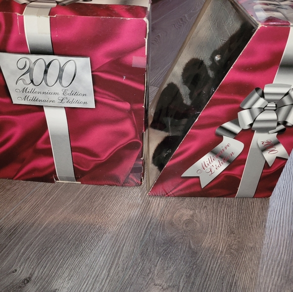 Millennium Bears - Picture 3 of 4